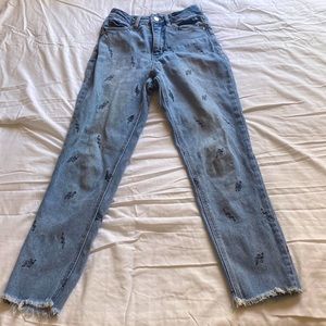 Size: 1
Brand: tinseltown